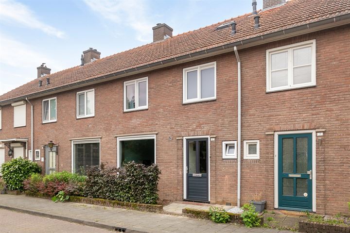 Malvastraat 5 in Arnhem foto