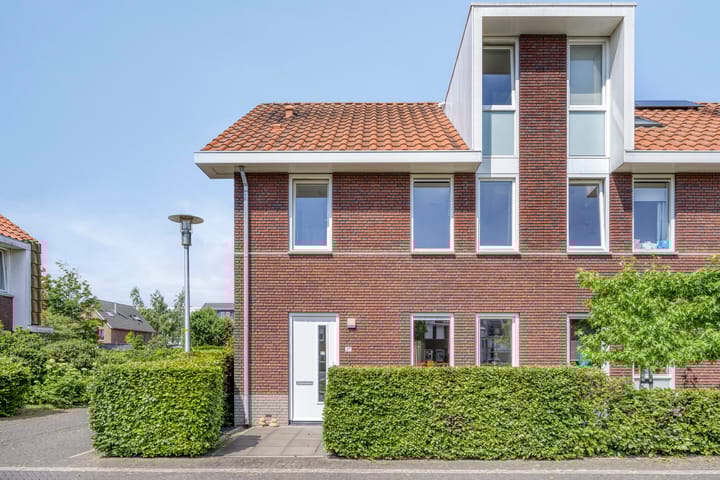 Mambohof 27 in Apeldoorn foto