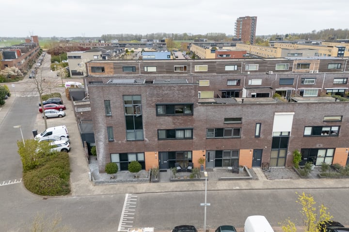 Mambostraat 130 in Purmerend foto