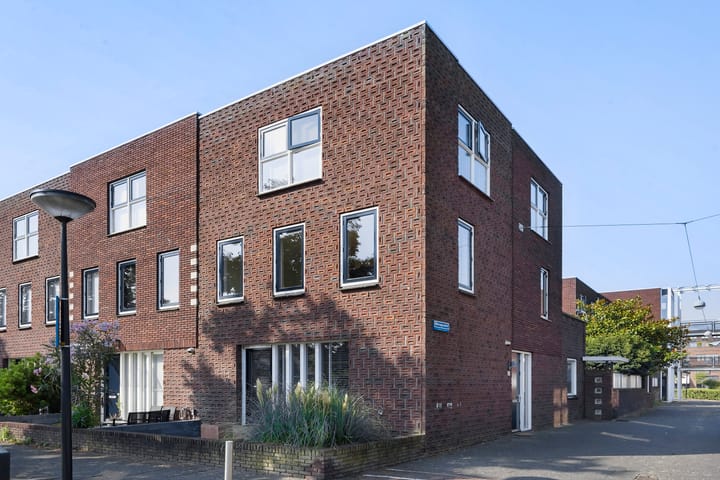 Managuahof 50 in 's-Gravenhage foto