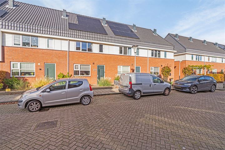 Mandenmakerstraat 18 in 's-Gravenzande foto