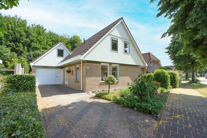 Foto van woning Manegelaan 38, Dronten