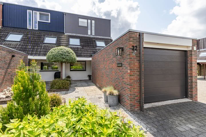 Mannagras 32 in Leeuwarden foto