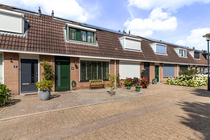 Mansardehof 19 in Apeldoorn foto