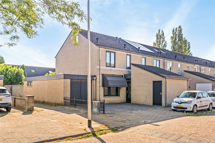 Mantingestraat 24 in Tilburg foto