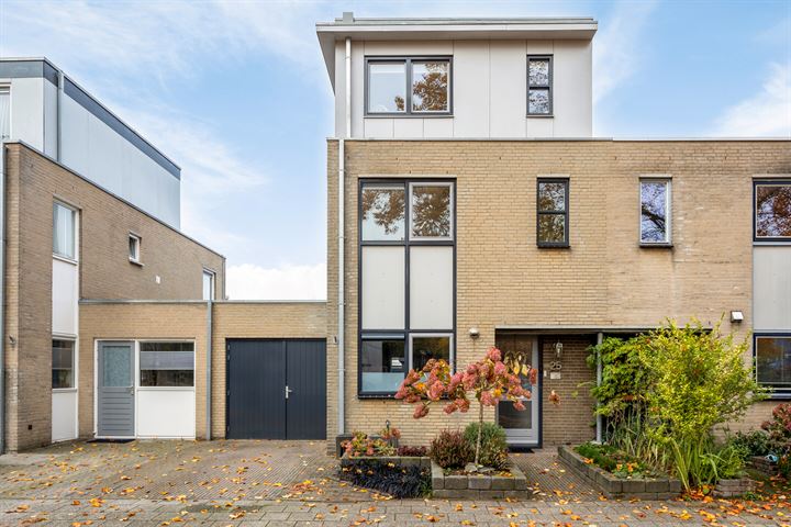 Marcel Breuererf 25 in Amersfoort foto