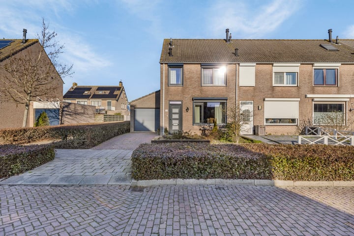 Marconistraat 32 in Kruiningen foto