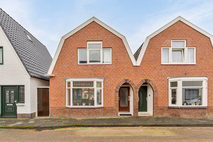 Marcus Buschstraat 83 in Delfzijl foto