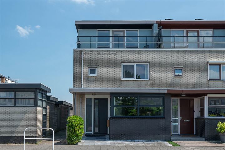 Marezatendreef 1 in Alphen aan den Rijn foto