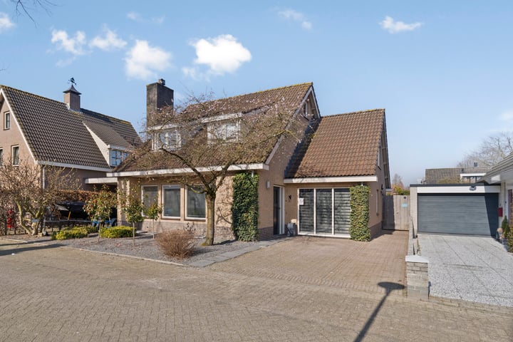 Marga Klompélaan 7 in Oosterhout foto