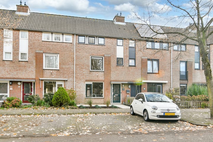 Marga Klompésingel 98 in Hoofddorp
