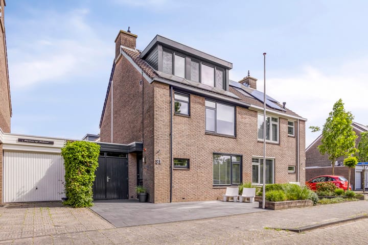 Marga Klompéstraat 31 in Alphen aan den Rijn foto