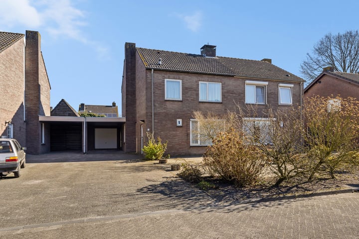 Margrietlaan 19 in Wintelre foto