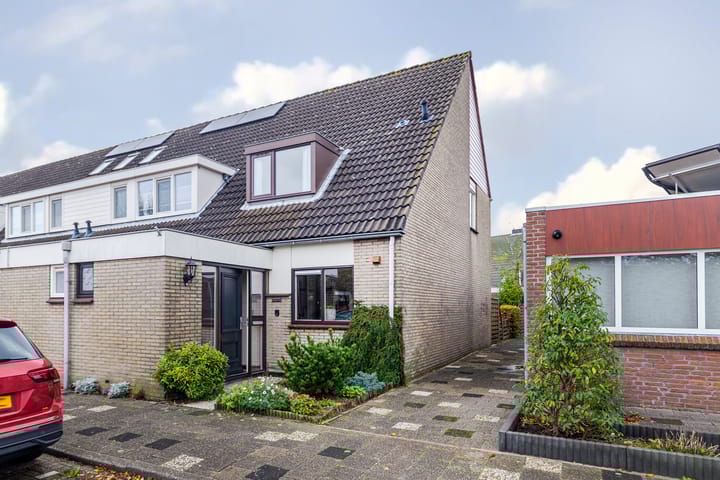 Margrietlaan 4 in Poeldijk foto