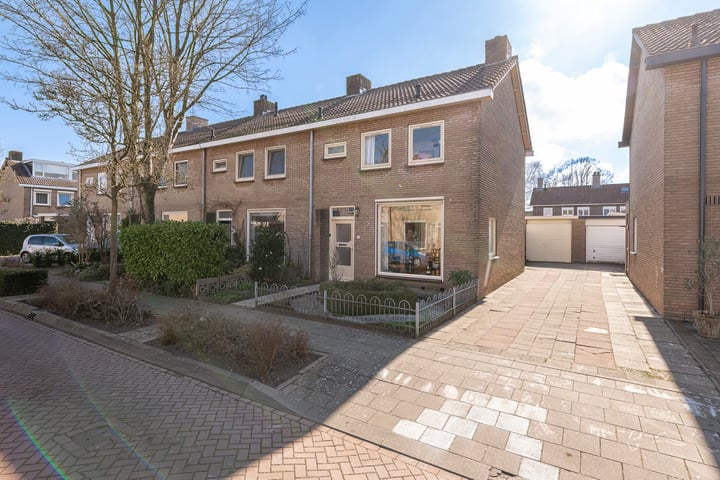 Margrietstraat 11 in Culemborg foto