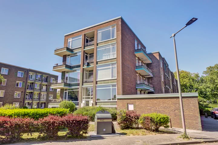 Margrietstraat 2-4 in Arnhem foto