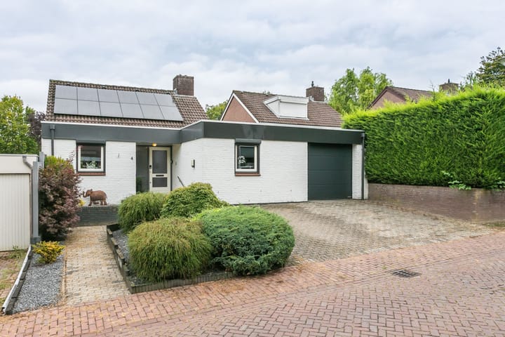 Margrietstraat 4 in Merkelbeek foto