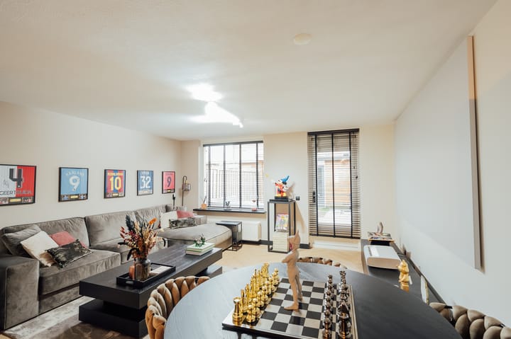 Marguerite Durasstraat 82 in Spijkenisse foto