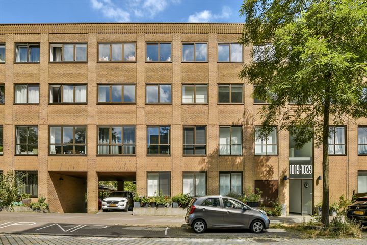 Maria Austriastraat 1027 in Amsterdam foto
