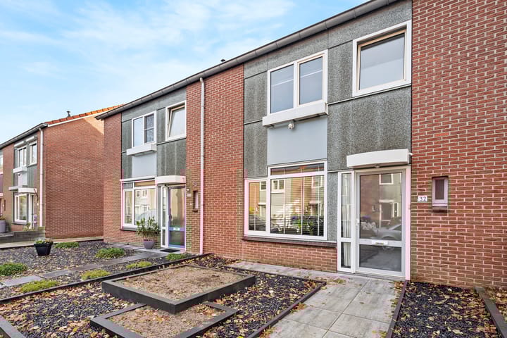 Maria Stuartlaan 32 in Grave