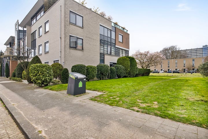 Foto van woning Marie van Eijsden-Vinkstraat 61, Rotterdam