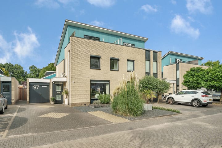 Mariëndaal 97 in Enschede foto
