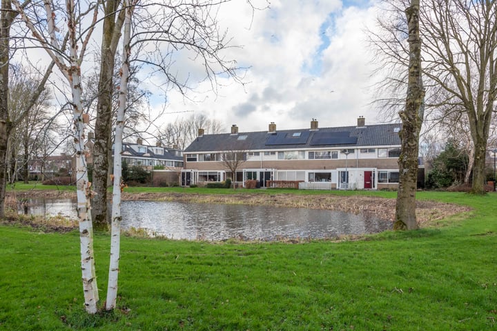 Mariënstein 88 in Heiloo foto