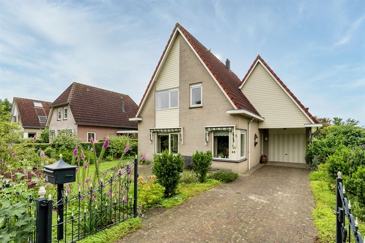 Mariënwold 45 in Steenwijkerwold foto
