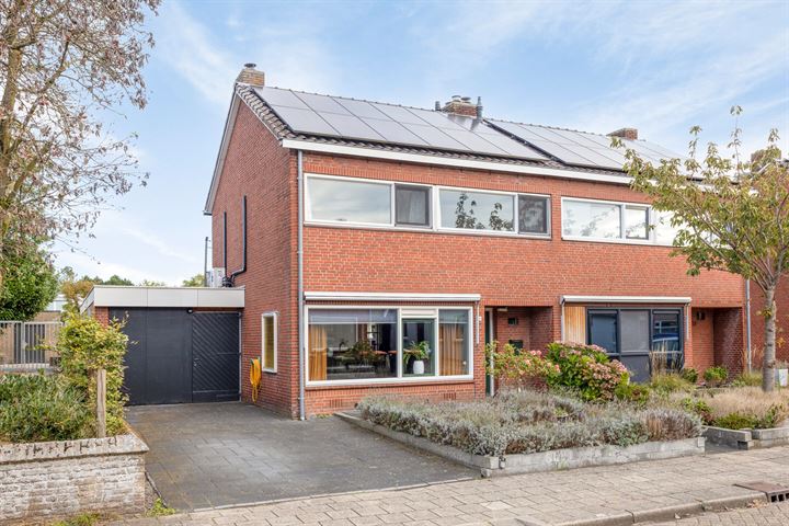 Marijkestraat 11 in Haaksbergen foto