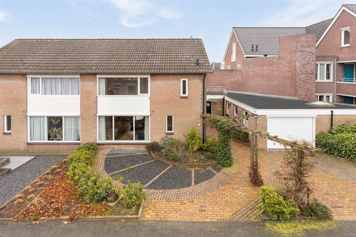 Marijkestraat 12 in Mill foto