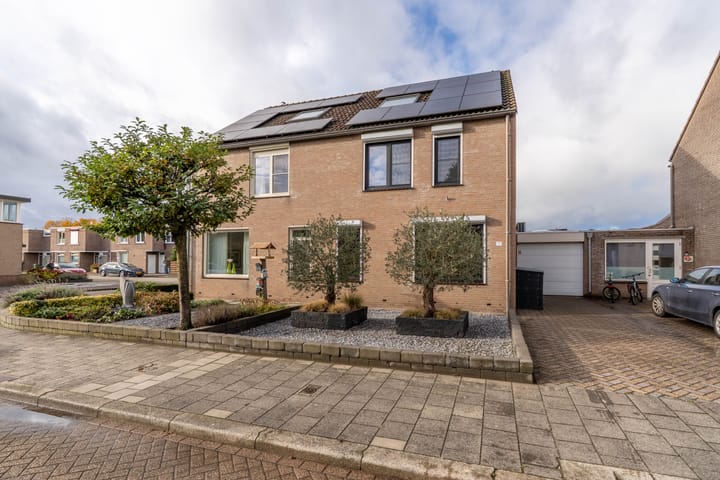 Marjolein 17 in Venray foto