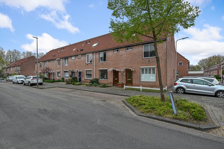 Marketentster 42 in Alphen aan den Rijn