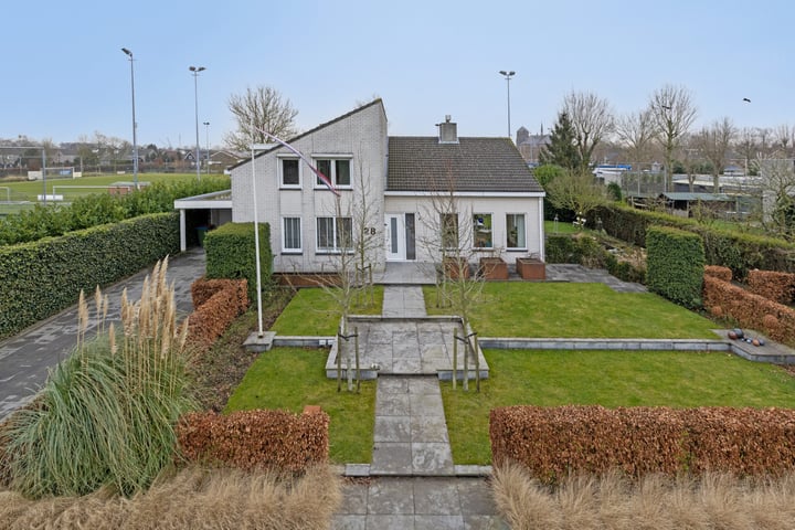 Markiezenlaan 28 in Standdaarbuiten foto