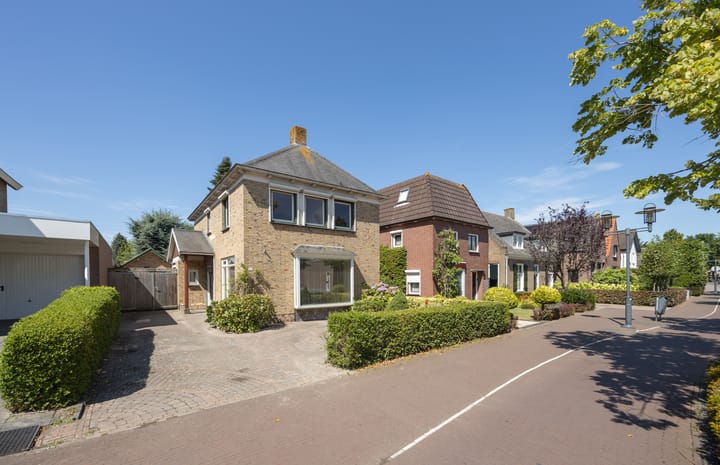 Markt 103 in Etten-Leur foto