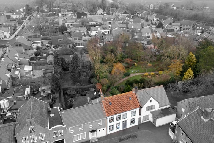 Markt 13 in Biervliet foto