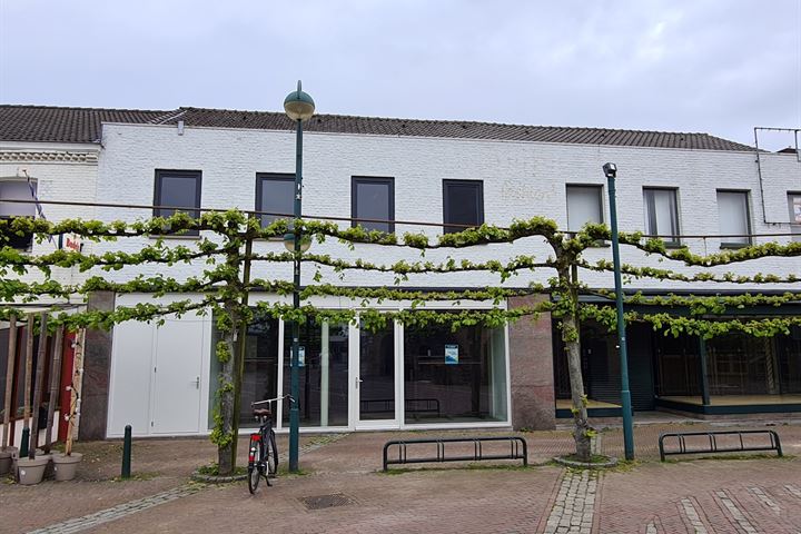 Markt 21a in Budel foto