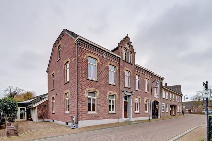 Markt 8 in Lottum foto
