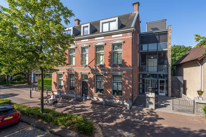 Markt 97C in Etten-Leur foto