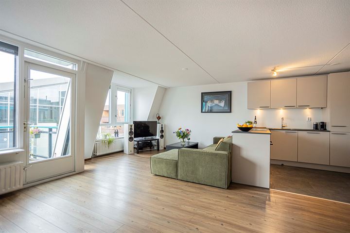 Marktlaan 90 in Hoofddorp foto