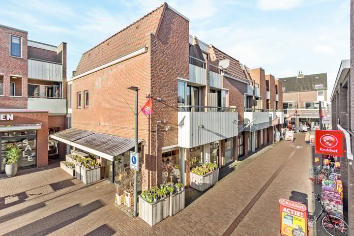 Marktplein 12 in Borne foto
