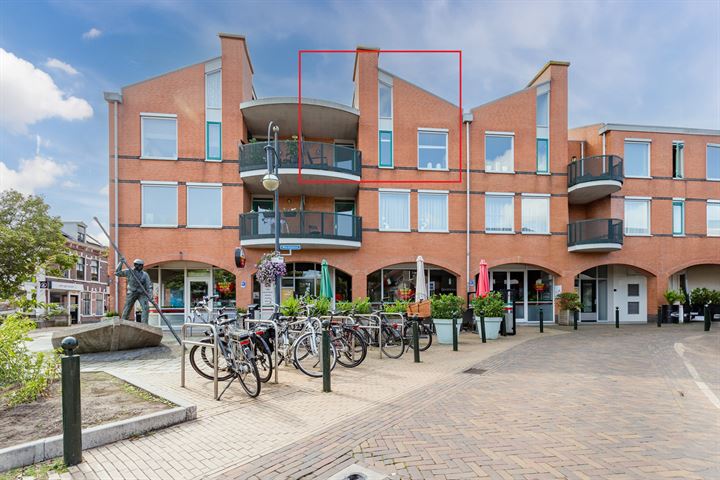 Marktplein 37 in 's-Gravenzande foto