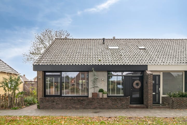 Marktweg 34 in Oudeschoot foto