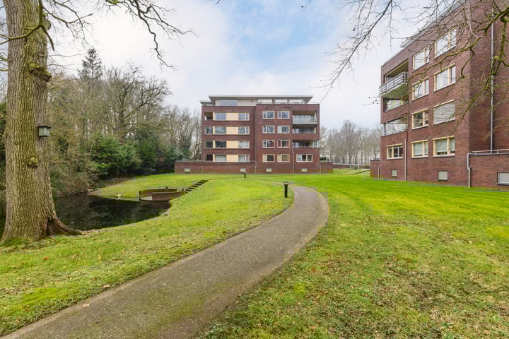 Marktweg 81-31 in Heerenveen foto