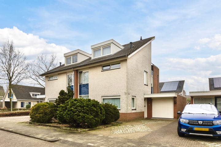 Marnix Gijsenstraat 14 in Dongen foto