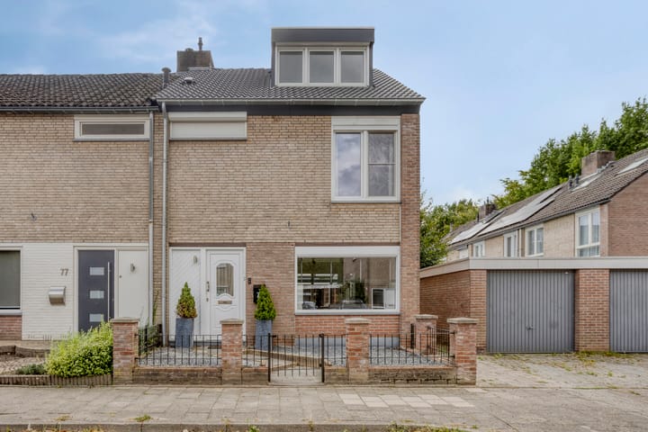 Marsanahof 79 in Maastricht foto