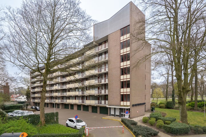 Marthalaan 2-404 in Enschede foto