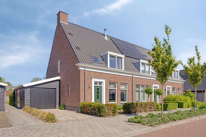 Mary Stuartlaan 15 in Veere foto