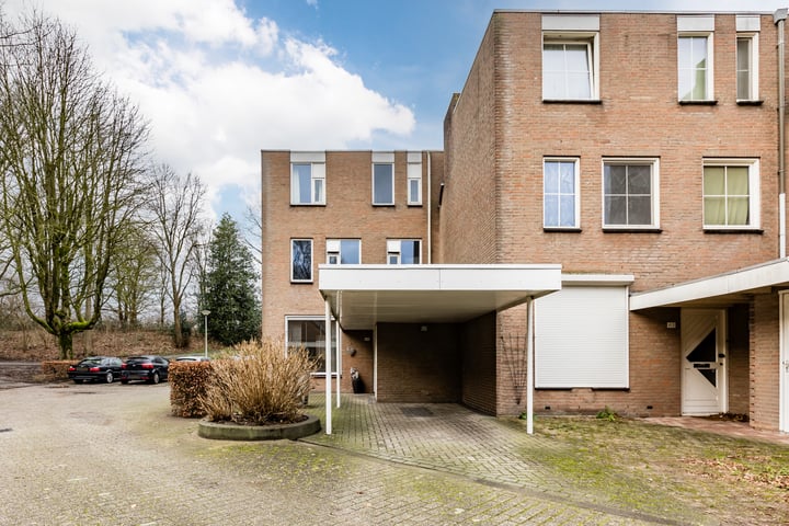 Mascagnihof 612 in Tilburg foto