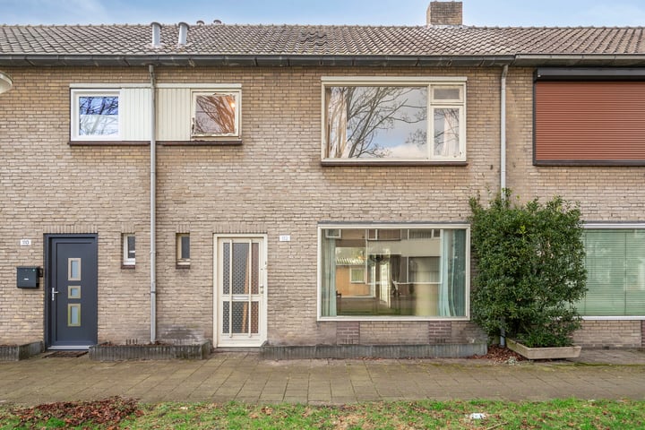 Mascagnistraat 112 in Tilburg foto