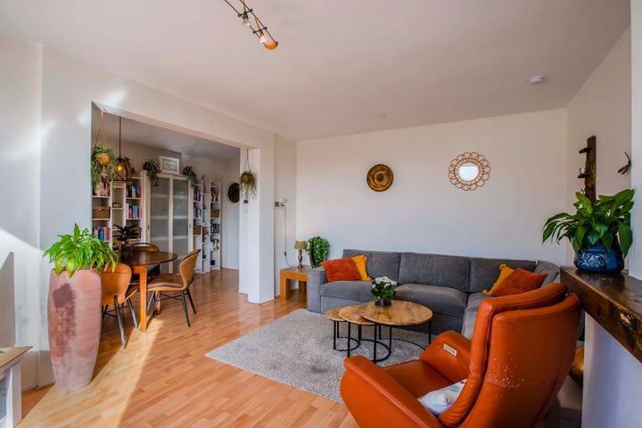 Mascagnistraat 82 in Heemskerk foto